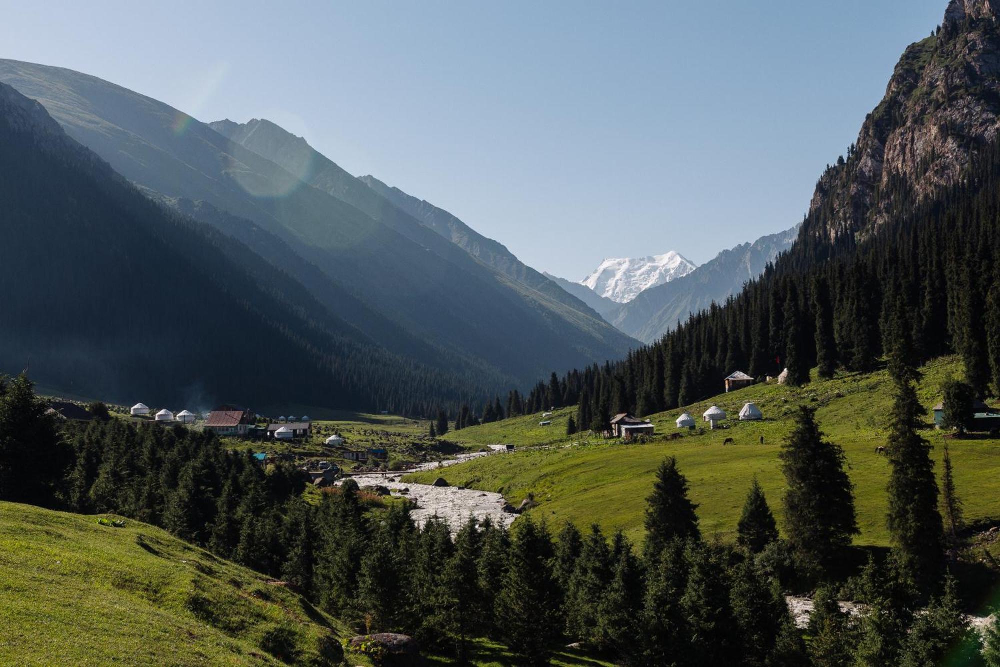 Eco Yurt Camp Arashan Hotel Teploklyuchenka Buitenkant foto
