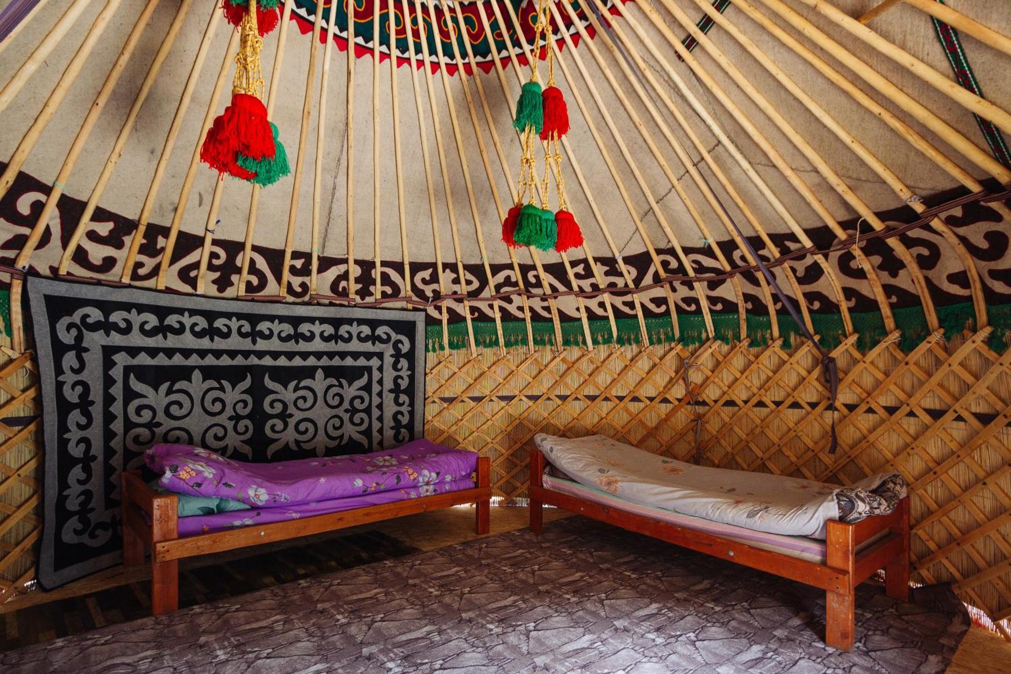 Eco Yurt Camp Arashan Hotel Teploklyuchenka Buitenkant foto